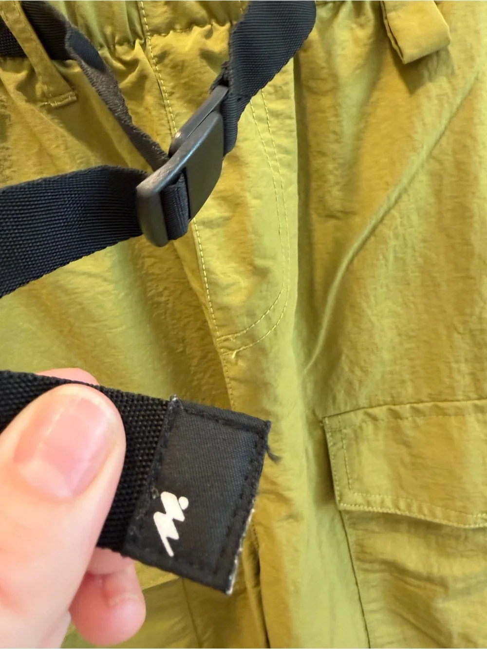 Without Walls Urban Outfitters Men’s Hike Cargo Pants in Green size M